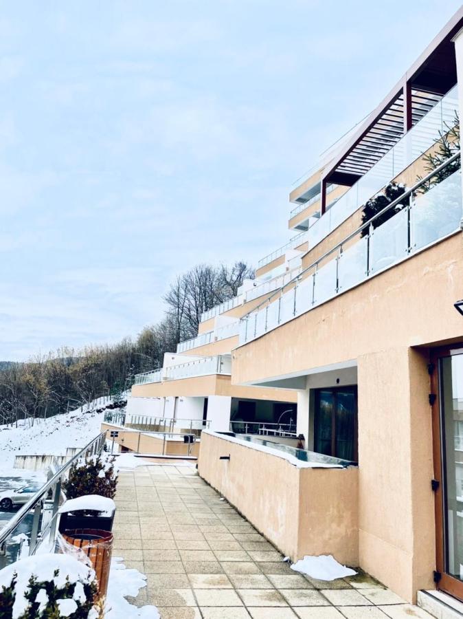 Londof Luxury Apartments - With A Panoramic View Over The City Braşov Dış mekan fotoğraf